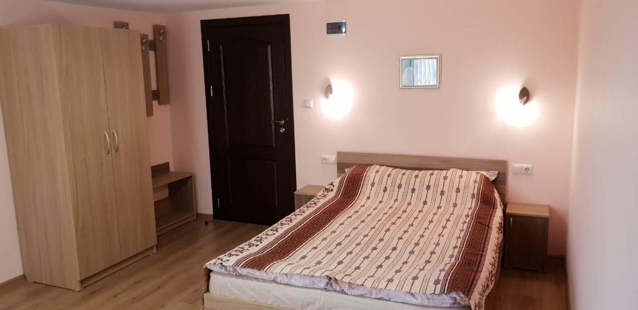 Chilingirovata Kashta Hotel Pavel Banya Luaran gambar