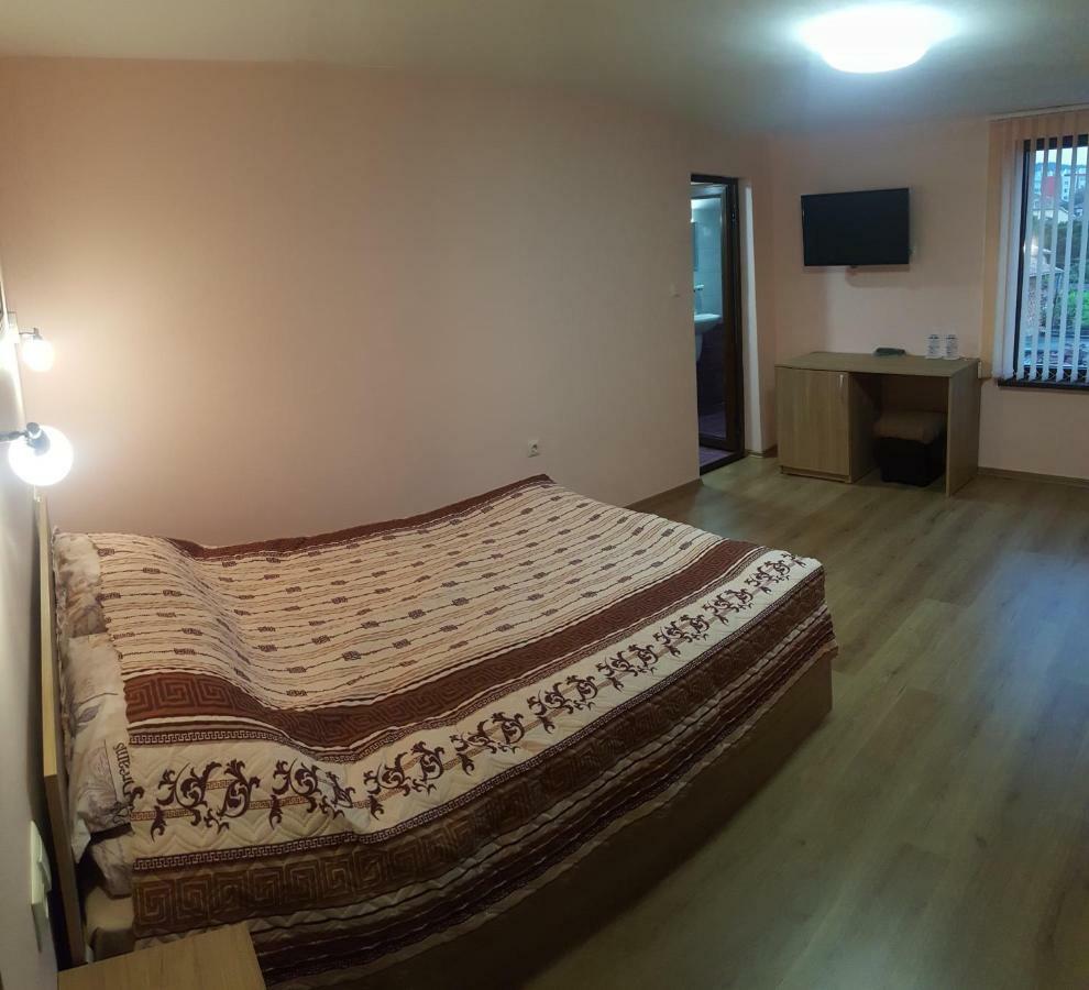 Chilingirovata Kashta Hotel Pavel Banya Luaran gambar