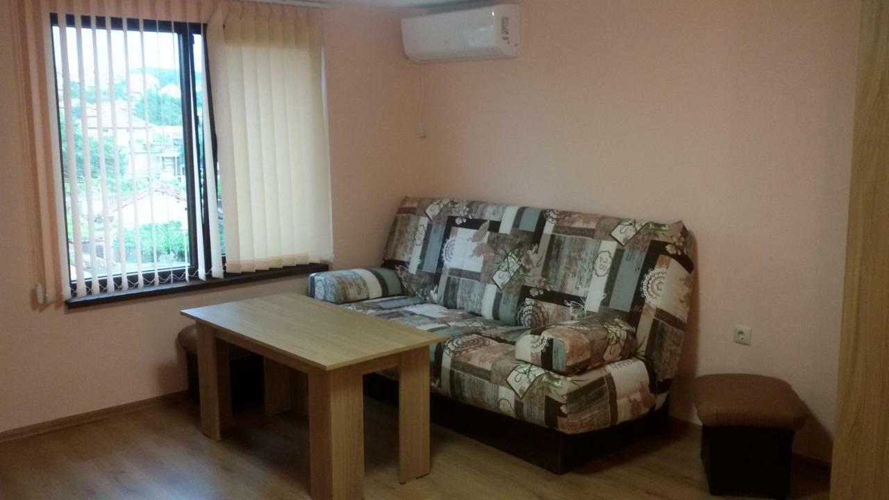 Chilingirovata Kashta Hotel Pavel Banya Luaran gambar