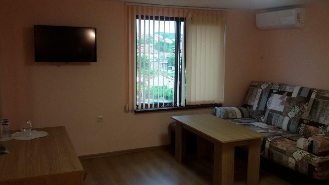 Chilingirovata Kashta Hotel Pavel Banya Luaran gambar
