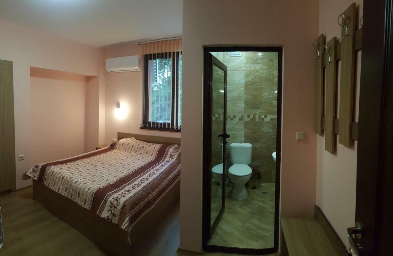 Chilingirovata Kashta Hotel Pavel Banya Luaran gambar