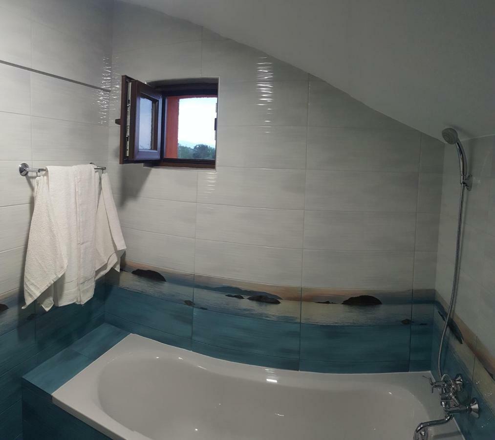 Chilingirovata Kashta Hotel Pavel Banya Luaran gambar